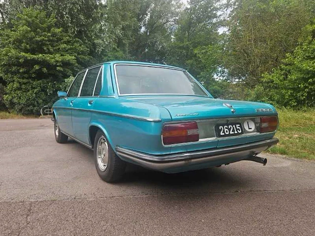 Bmw 2500 vintage auto uit 1973 - afbeelding 45 van  49
