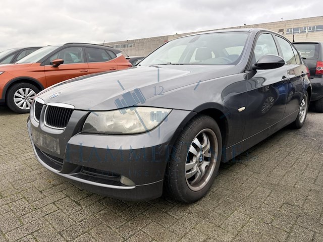 Bmw 3 (e90) 318 d, 2006 - afbeelding 1 van  34
