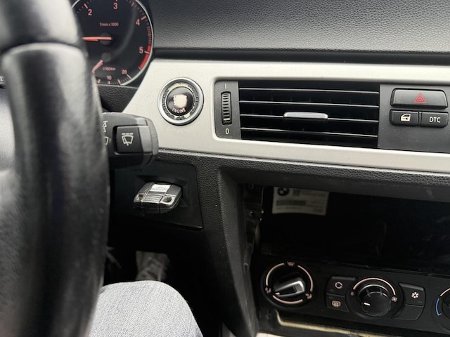 Bmw 3 (e90) 318 d, 2009 - afbeelding 4 van  31