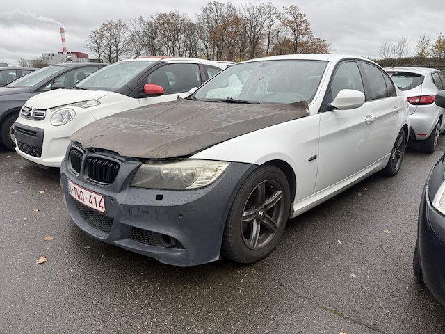 Bmw 3 (e90) 318 d, 2009 - afbeelding 1 van  31