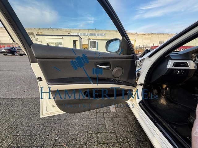 Bmw 3 (e90) 318 d, 2009 - afbeelding 2 van  43
