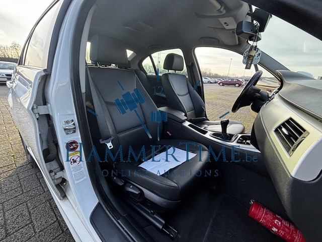 Bmw 3 (e90) 318 d, 2009 - afbeelding 22 van  43