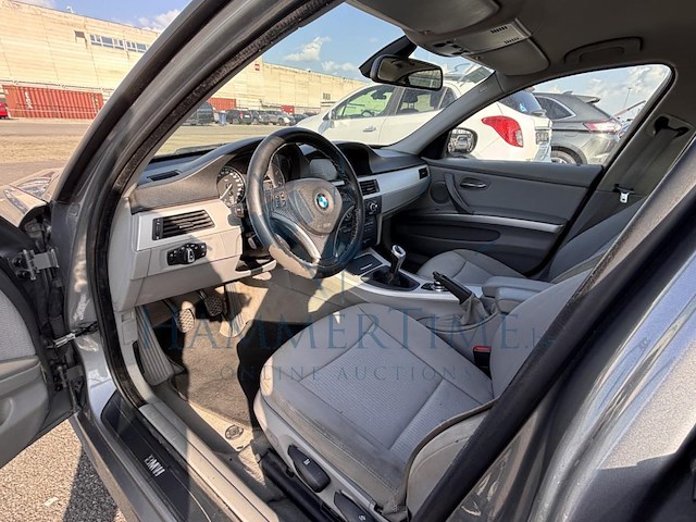 Bmw 3 (e90) 318 d, 2010 - afbeelding 3 van  33