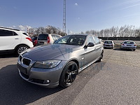 Bmw 3 (e90) 318 d, 2010 - afbeelding 1 van  33