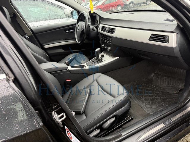 Bmw 3 (e90) 318 da challenge 136 at, 2011 - afbeelding 17 van  31