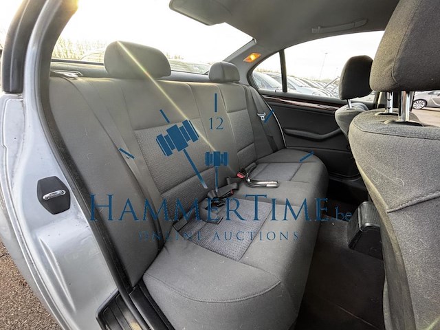 Bmw 3 (e90) 318ia 129 at, 2002 - afbeelding 16 van  34