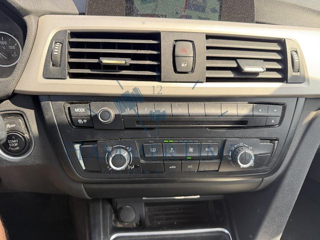 Bmw 3 (f30) 316 d, 2014 - afbeelding 16 van  32