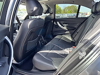 Bmw 3 f30 (316d), 2013 - afbeelding 18 van  38