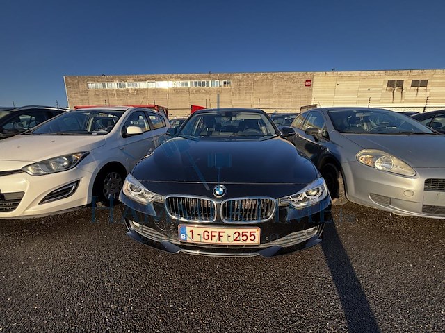 Bmw 3 (f30) 318 d, 2013 - afbeelding 12 van  25