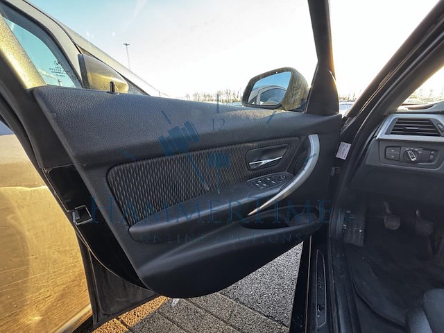 Bmw 3 (f30) 318 d, 2013 - afbeelding 23 van  25