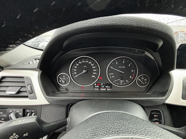 Bmw 3 (f30 lci) 316 d, 2015 - afbeelding 2 van  26