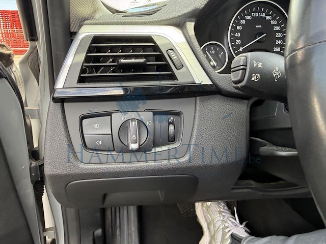 Bmw 3 f30 (lci 318ia), 2016 - afbeelding 18 van  41