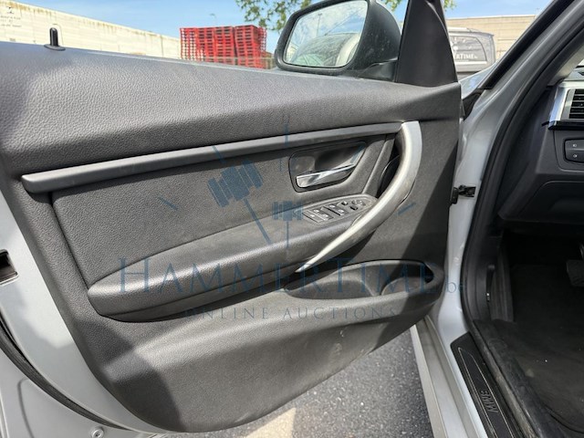 Bmw 3 f30 (lci 318ia), 2016 - afbeelding 40 van  41