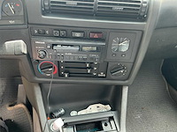 Bmw 3 reeks 320i oldtimer - afbeelding 11 van  23