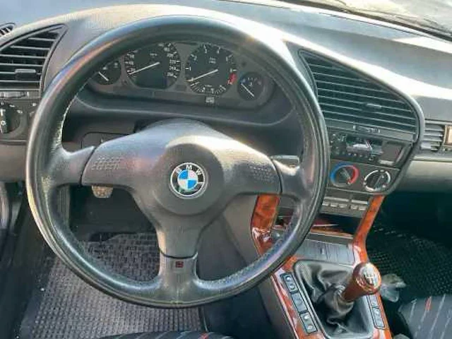Bmw 318 is procar oldtimer - afbeelding 4 van  21