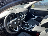 Bmw 318d personenauto - afbeelding 4 van  17