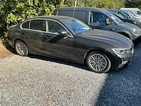 Bmw 318d personenauto - afbeelding 12 van  17