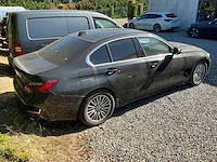 Bmw 318d personenauto - afbeelding 13 van  17