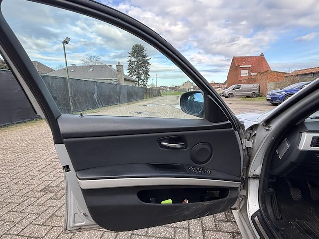 Bmw 318d touring, 2008 - afbeelding 4 van  53