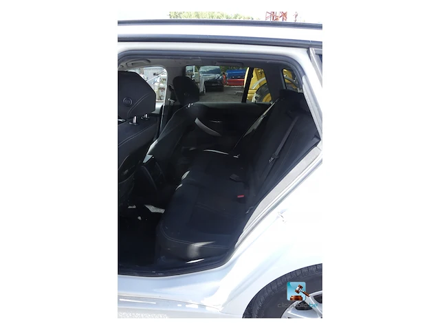 Bmw 318d - afbeelding 37 van  63