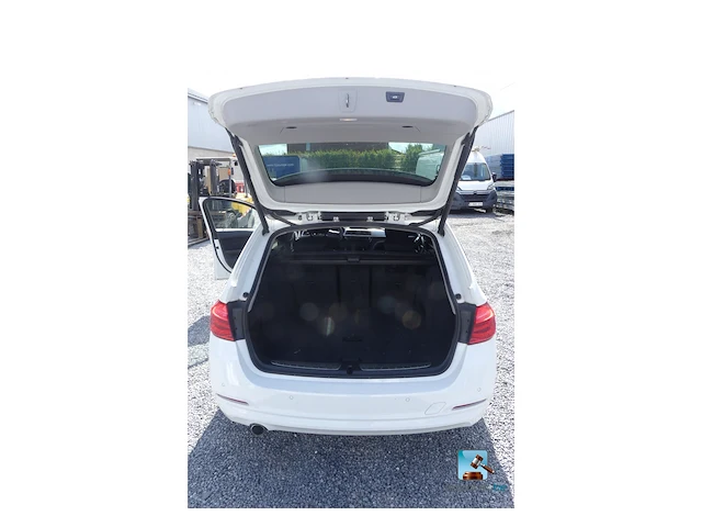 Bmw 318d - afbeelding 38 van  63