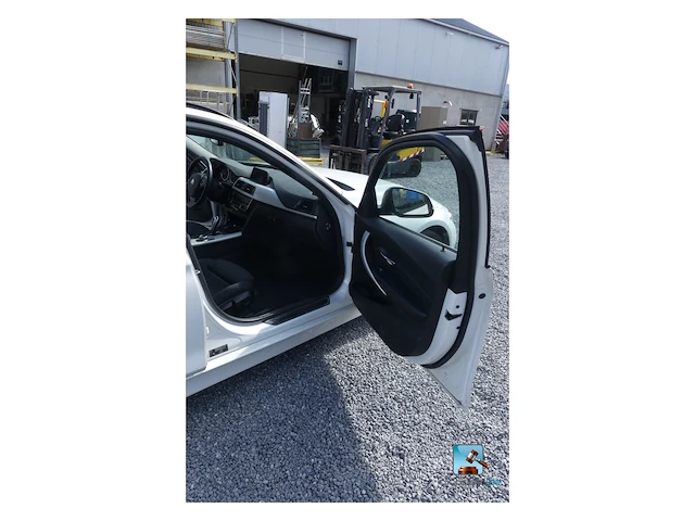 Bmw 318d - afbeelding 46 van  63