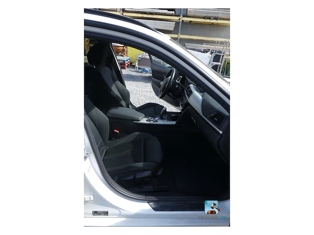 Bmw 318d - afbeelding 47 van  63