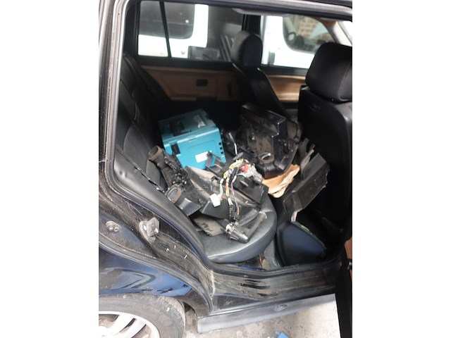 Bmw 318d - afbeelding 2 van  10