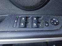 Bmw 318d - afbeelding 14 van  19