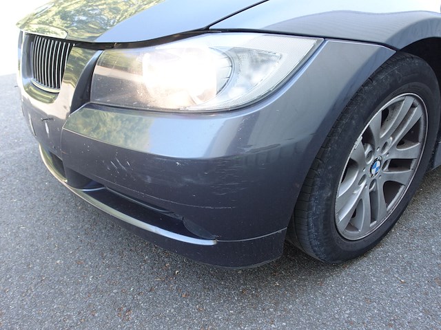 Bmw 318d - afbeelding 17 van  19