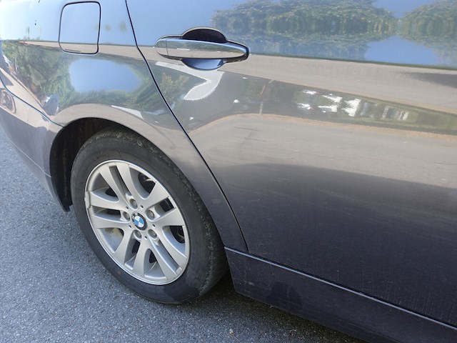 Bmw 318d - afbeelding 19 van  19