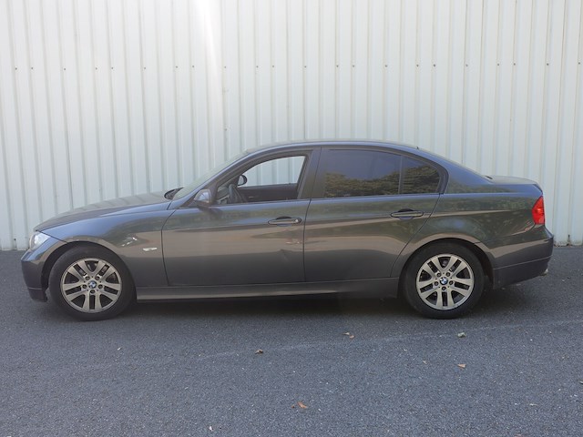 Bmw 318d - afbeelding 1 van  19