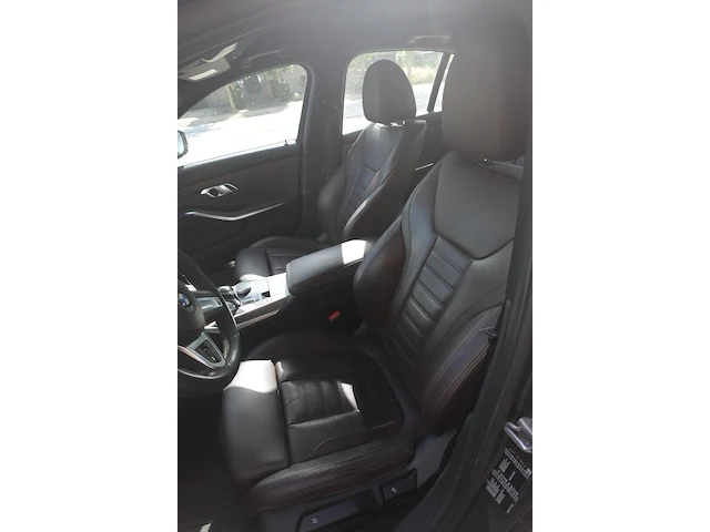 Bmw 318d - afbeelding 2 van  19