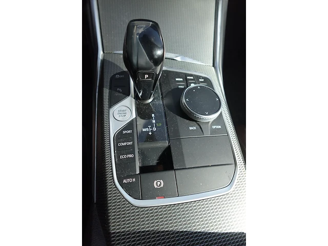 Bmw 318d - afbeelding 8 van  19