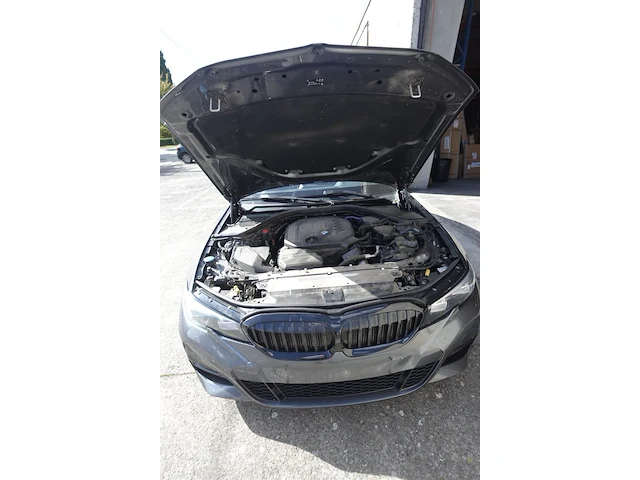 Bmw 318d - afbeelding 14 van  19