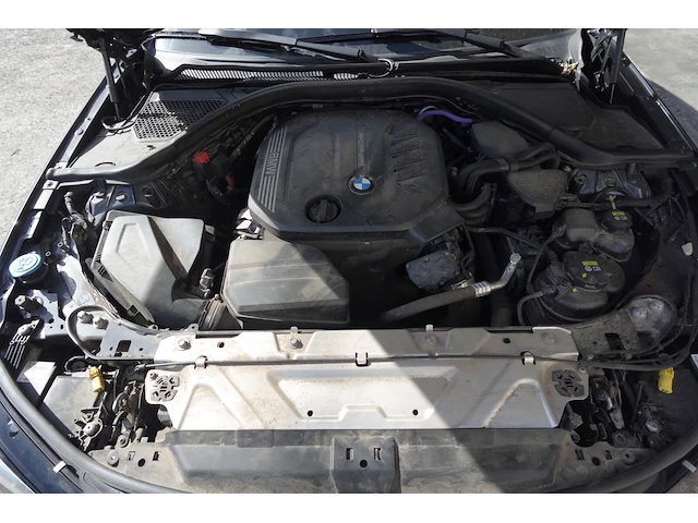 Bmw 318d - afbeelding 15 van  19