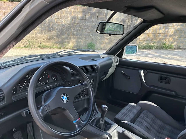 Bmw 318i af91 vintage auto's > 15 - afbeelding 10 van  42