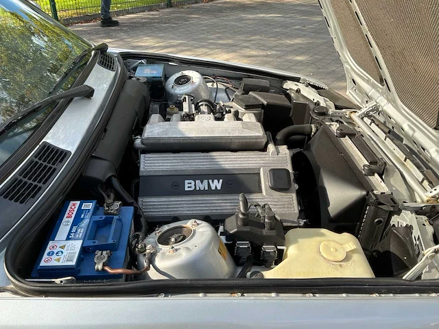 Bmw 318i af91 vintage auto's > 15 - afbeelding 28 van  42