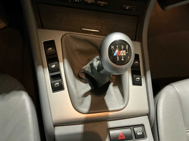 Bmw 318i cabrio m-pakket – bouwjaar 2006 - afbeelding 8 van  26