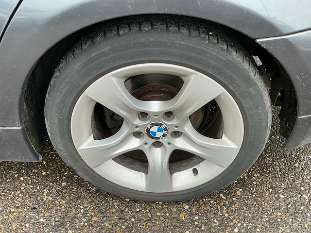 Bmw 318i personenauto - afbeelding 2 van  42