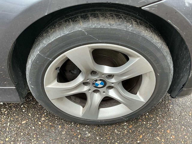 Bmw 318i personenauto - afbeelding 4 van  42