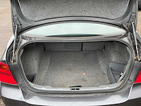 Bmw 318i personenauto - afbeelding 13 van  42