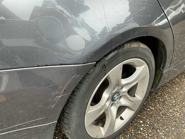 Bmw 318i personenauto - afbeelding 27 van  42