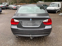 Bmw 318i personenauto - afbeelding 34 van  42