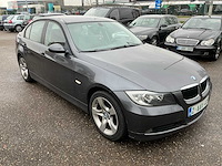Bmw 318i personenauto - afbeelding 40 van  42
