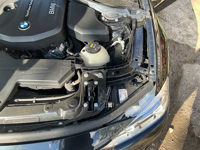 Bmw 318i sedan 2017 - afbeelding 22 van  35