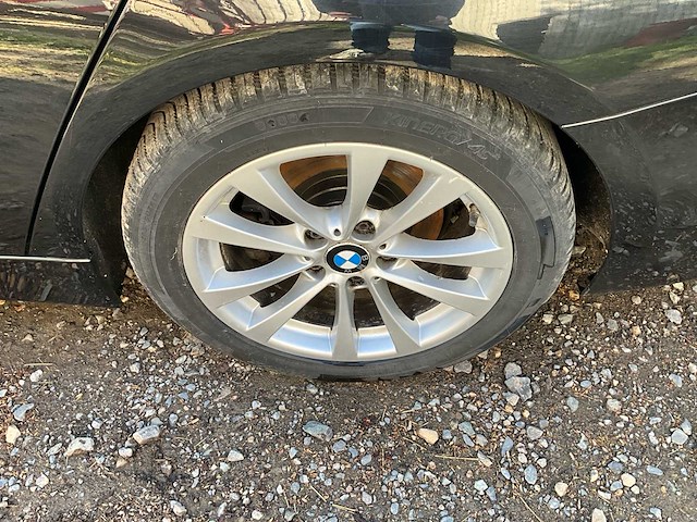 Bmw 318i sedan 2017 - afbeelding 27 van  35
