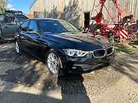 Bmw 318i sedan 2017 - afbeelding 43 van  45