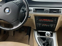 Bmw 318i - afbeelding 7 van  15