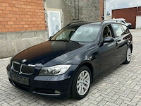 Bmw 318i - afbeelding 1 van  15